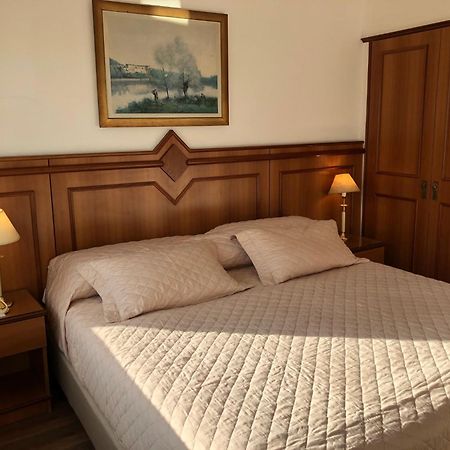 Hotel London Palace Montevideo Ngoại thất bức ảnh